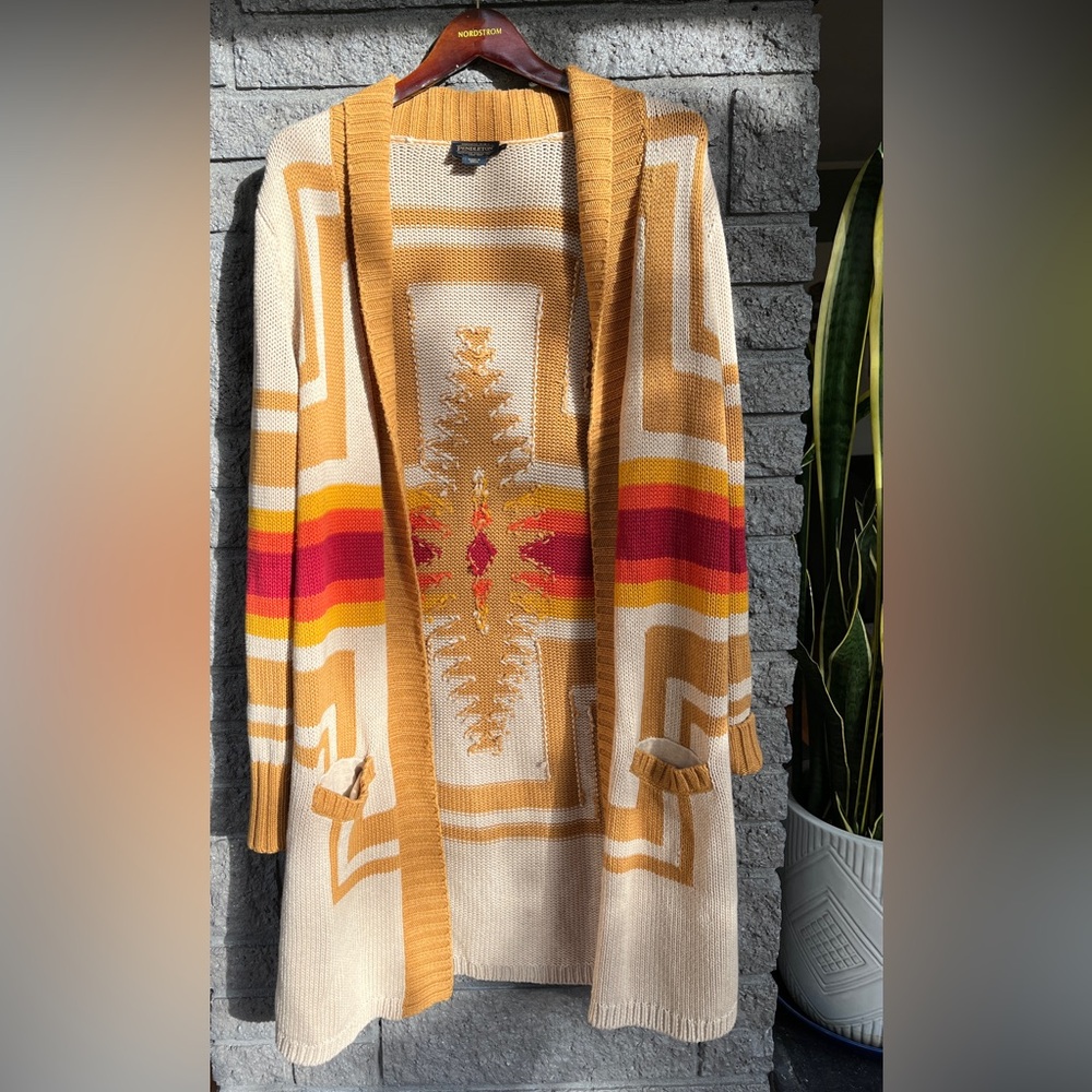 Harding Sweater | Pendleton - Picture 2 of 9